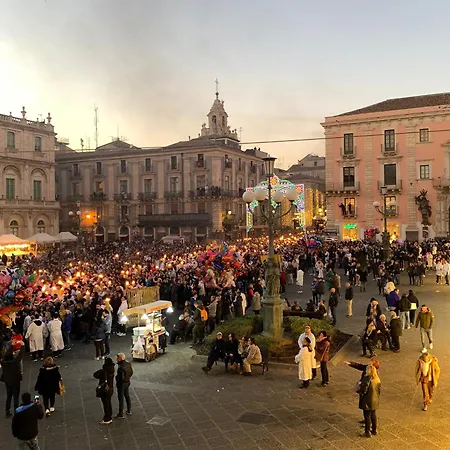 La Di Piazza Dell'universita